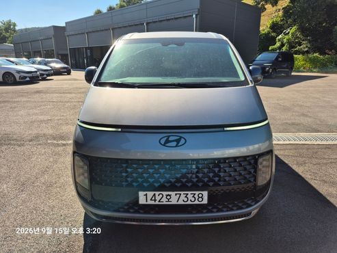 Hyundai Staria 4WD Lounge 9-Seater Inspiration — пробег 67 км — фото 3 из 5