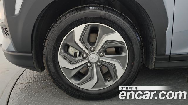 Hyundai Kona Modern Special — пробег 10 745 км — фото 5 из 5