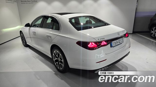 Mercedes-Benz E-Class из Кореи Encar