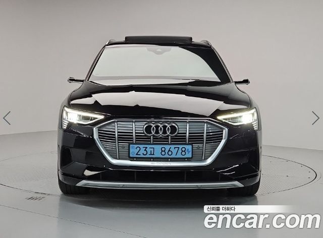 Audi e-tron из Кореи Encar