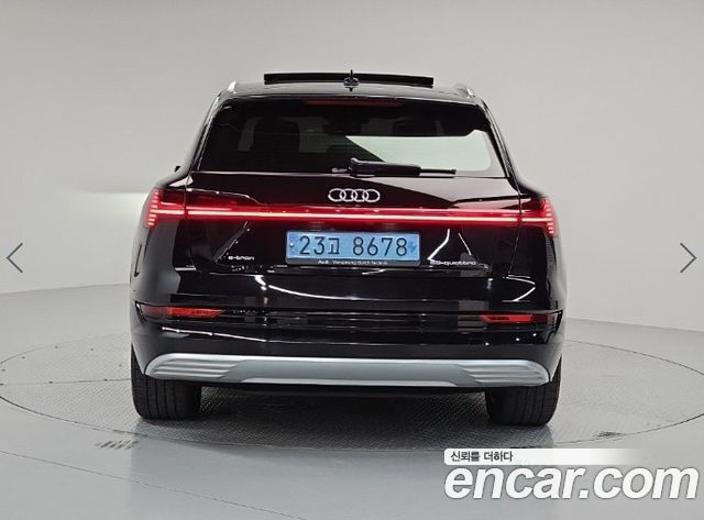 Audi e-tron из Кореи Encar