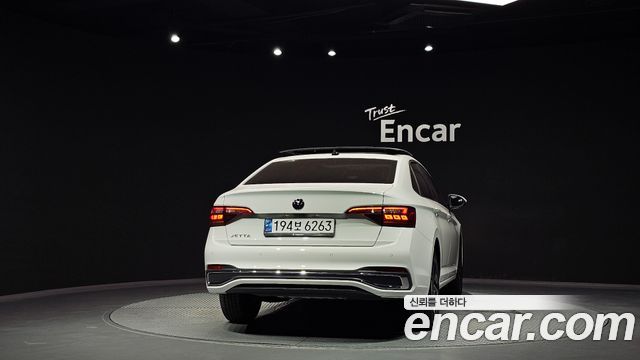 Volkswagen Jetta из Кореи Encar