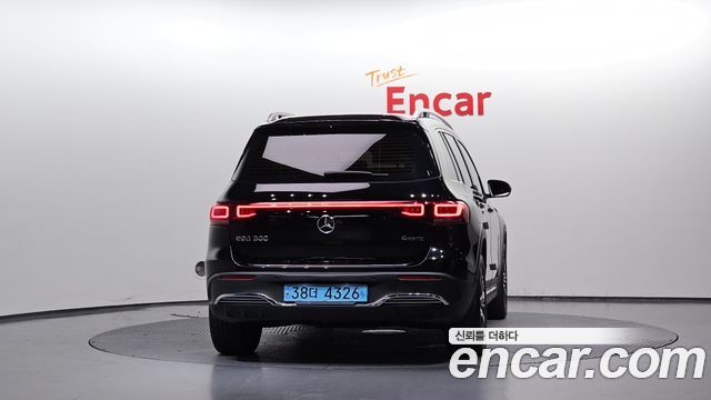 Mercedes-Benz EQB из Кореи Encar