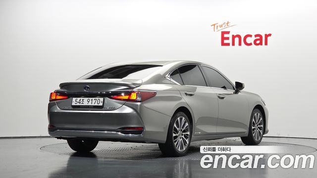 Lexus ES Luxury — пробег 88 475 км — фото 2 из 5