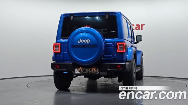 Jeep Wrangler 2.0 Overland 4Door 4xe — пробег 35 435 км — фото 4 из 5