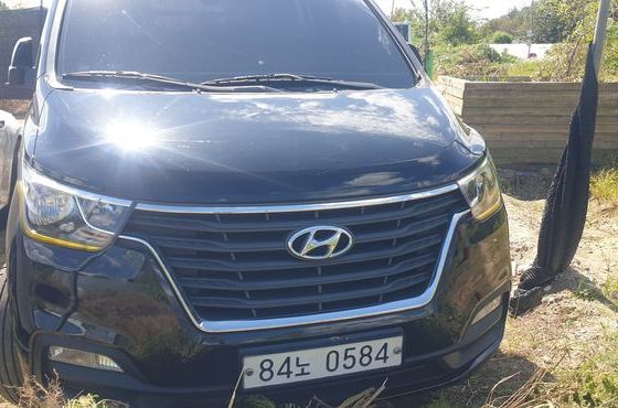 Hyundai Starex Van 5-Seater Modern — пробег 180 865 км — фото 2 из 5