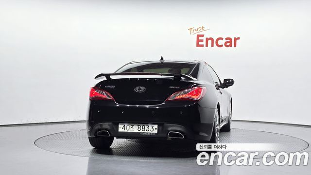 Hyundai Genesis из Кореи Encar