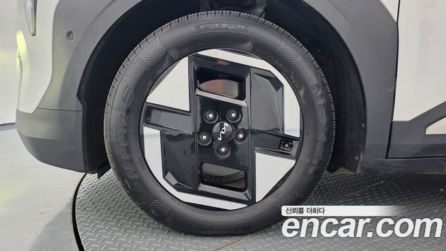Kia EV3 из Кореи Encar
