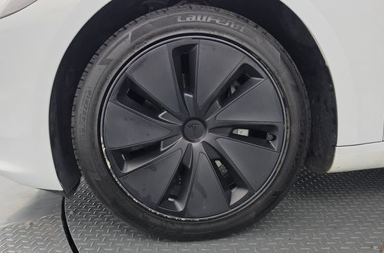 Tesla Model 3 RWD — пробег 60 457 км — фото 5 из 5