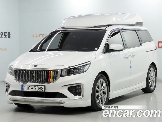 Kia Carnival 7-Seater Hi-Limousine President — пробег 77 565 км — фото 1 из 5