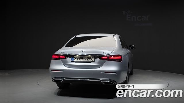 Mercedes-Benz E-Class E350 4MATIC Avantgarde — пробег 38 016 км — фото 4 из 5