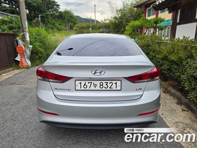 Hyundai AVANTE из Кореи Encar