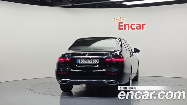 Mercedes-Benz E-Class из Кореи Encar