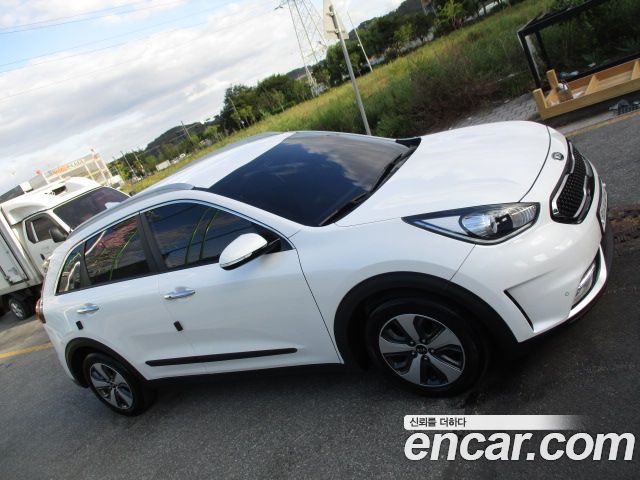 Kia Niro из Кореи Encar