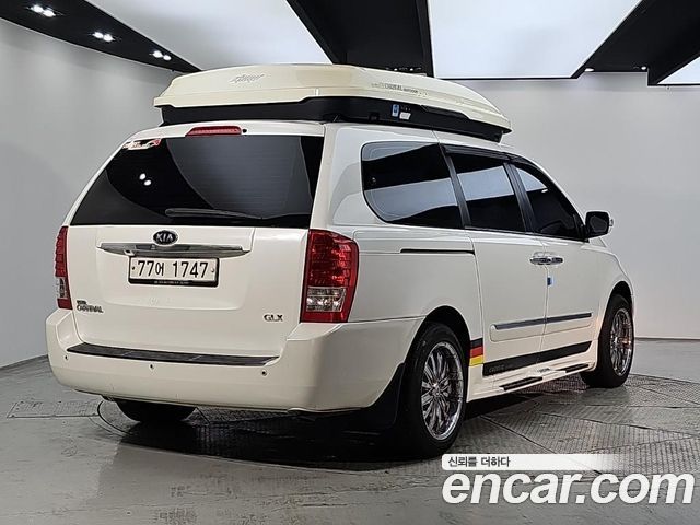 Kia Carnival Grand Carnival GLX Luxury — пробег 184 001 км — фото 4 из 5