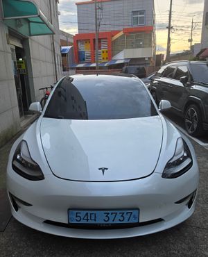 Tesla Model 3 Long Range AWD — пробег 139 999 км — фото 3 из 5