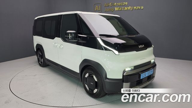 Kia PV5 Passenger 5 Seater Plus — пробег 6 938 км — фото 2 из 5