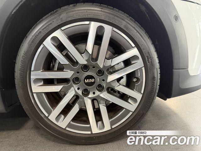Mini Cooper Classic — пробег 1 230 км — фото 5 из 5