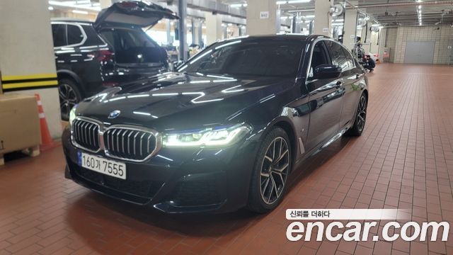 BMW 5-Series 530i xDrive M Sport Package — пробег 90 391 км — фото 1 из 5
