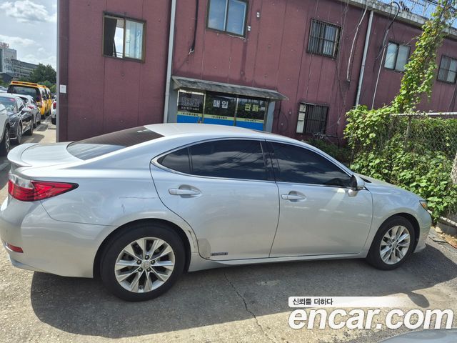 Lexus ES premium XV60 — пробег 261 423 км — фото 5 из 5