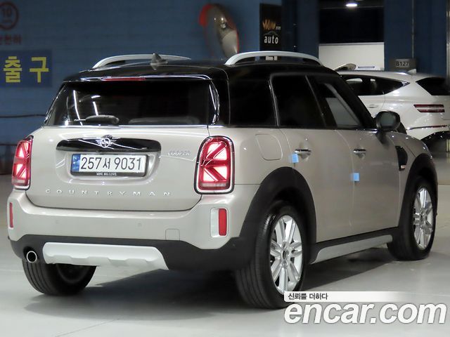 Mini Countryman Classic Plus Launch Pack 2nd Gen — пробег 29 300 км — фото 2 из 5