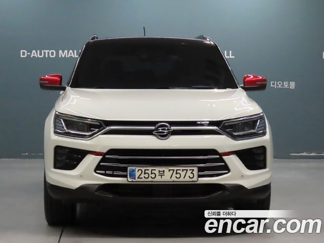 Ssangyong KORANDO Gasoline 1.5 4WD R-Plus — пробег 60 038 км — фото 2 из 5