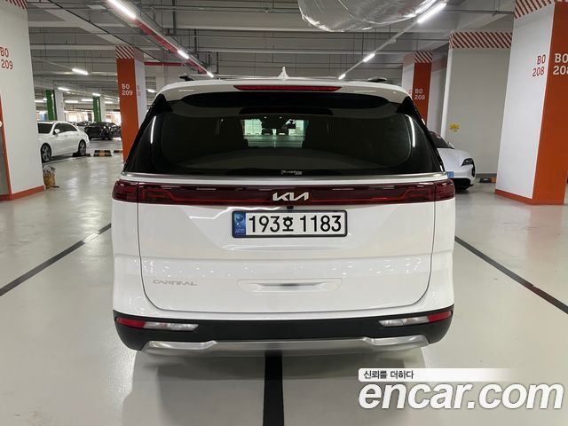 Kia Carnival Diesel 9-Seater Noblesse — пробег 74 101 км — фото 4 из 5