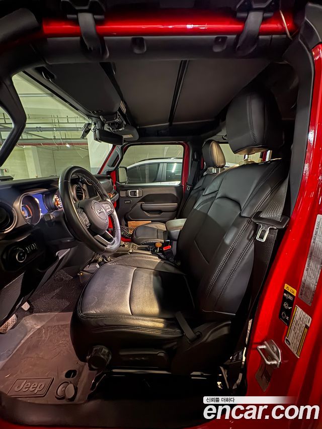 Jeep Wrangler 2.0 Sport 4Door Willys Edition — пробег 29 800 км — фото 5 из 5