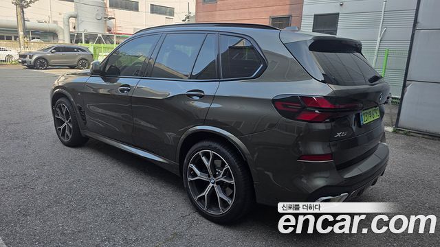 BMW X5 xDrive 40i M Sport — пробег 13 872 км — фото 2 из 5