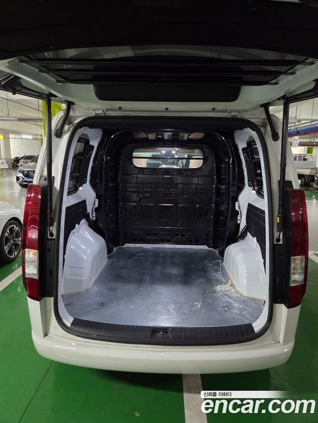 Hyundai Staria из Кореи Encar