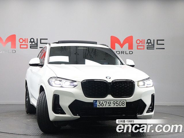 BMW X4 xDrive20i M Sports Pro — пробег 10 957 км — фото 3 из 5