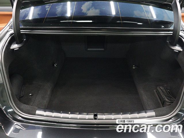 BMW 7-Series из Кореи Encar