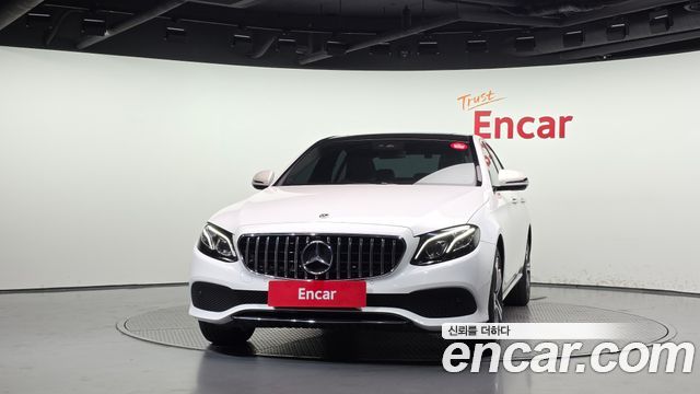 Mercedes-Benz E-Class E220d Avantgarde — пробег 81 288 км — фото 3 из 5