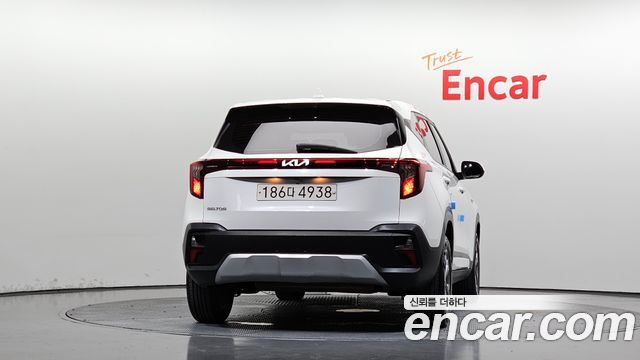 Kia Seltos из Кореи Encar