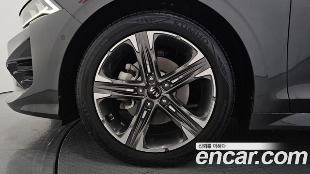 Kia K5 2.0 Signature — пробег 66 570 км — фото 5 из 5