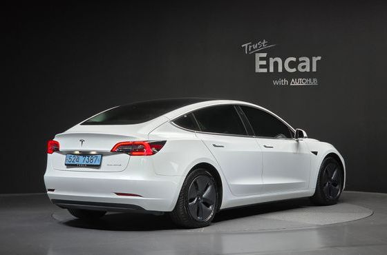 Tesla Model 3 Long Range AWD — пробег 115 111 км — фото 2 из 5