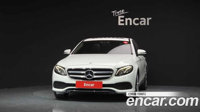 Mercedes-Benz E-Class E220d Avantgarde — пробег 154 920 км — фото 3 из 5