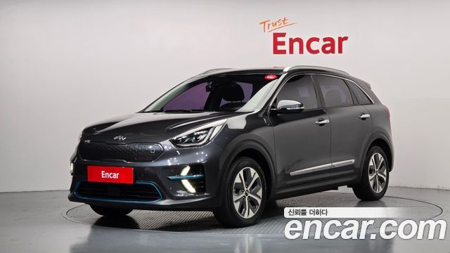 Kia Niro Noblesse — пробег 107 062 км — фото 1 из 5