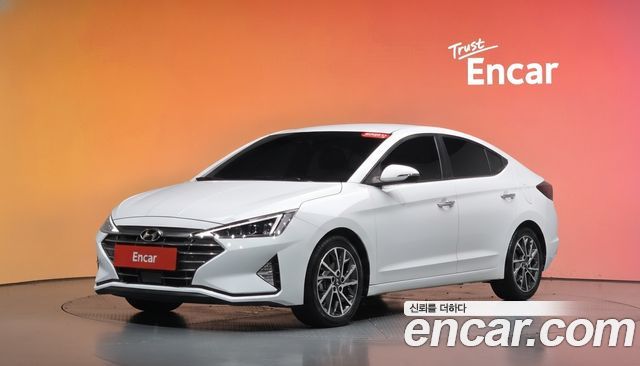 Hyundai AVANTE 1.6 Premium — пробег 13 322 км — фото 1 из 5