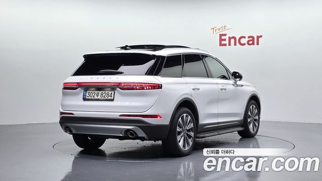 Lincoln Corsair 2.0 Reserve AWD — пробег 93 528 км — фото 2 из 5
