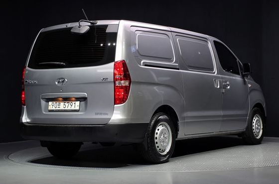 Hyundai Starex Van 3-Seater Style — пробег 85 261 км — фото 2 из 5