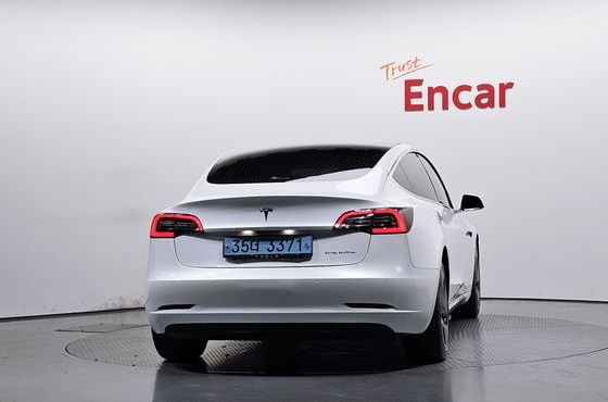 Tesla Model 3 Long Range AWD — пробег 140 770 км — фото 4 из 5