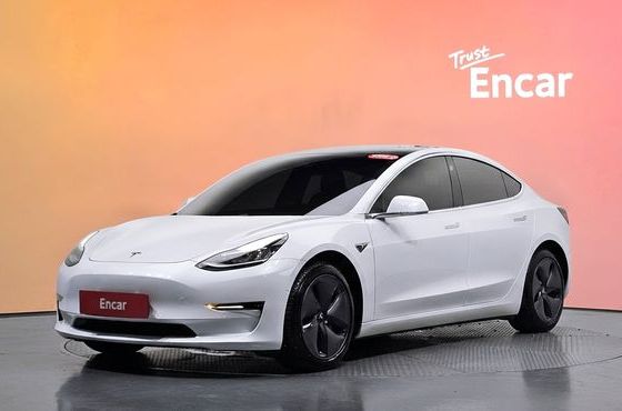 Tesla Model 3 Long Range AWD — пробег 140 770 км — фото 1 из 5