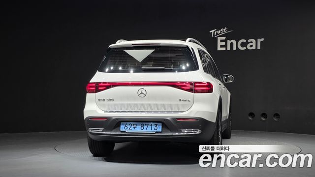 Mercedes-Benz EQB EQB300 4MATIC Progressive — пробег 56 км — фото 4 из 5