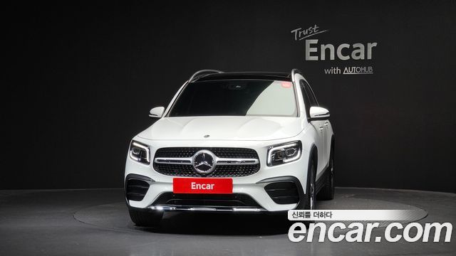 Mercedes-Benz GLB-Class GLB250 4MATIC — пробег 45 573 км — фото 3 из 5