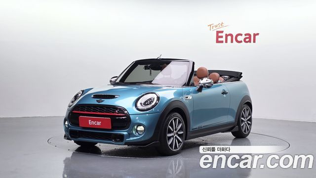 Mini Cooper Convertible Standard 3rd — пробег 86 664 км — фото 1 из 5
