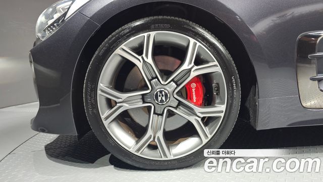 Kia Stinger из Кореи Encar