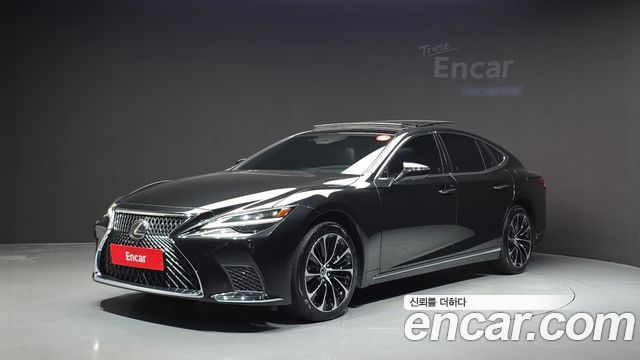 Lexus LS 3.5 Luxury AWD — пробег 59 743 км — фото 1 из 5
