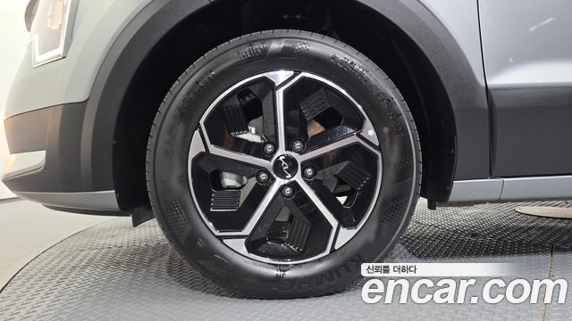 Kia Niro Trendy — пробег 35 205 км — фото 5 из 5