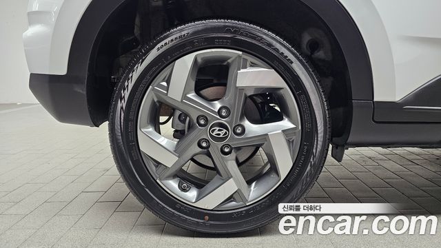 Hyundai Venue из Кореи Encar